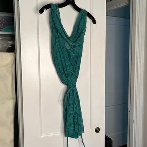 Teal green scoop neck lace dress with matching slip size 2